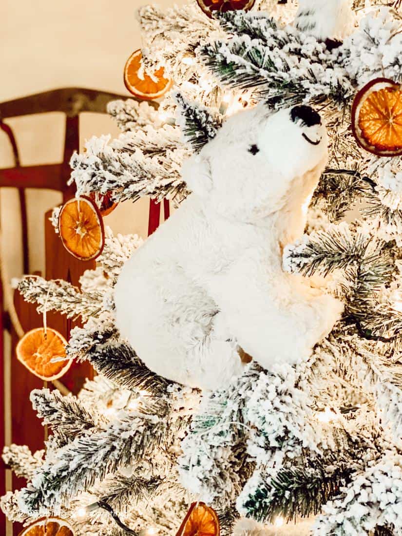 Polar Bear and Owl Inspired Christmas Tree | Dabbling and Decorating