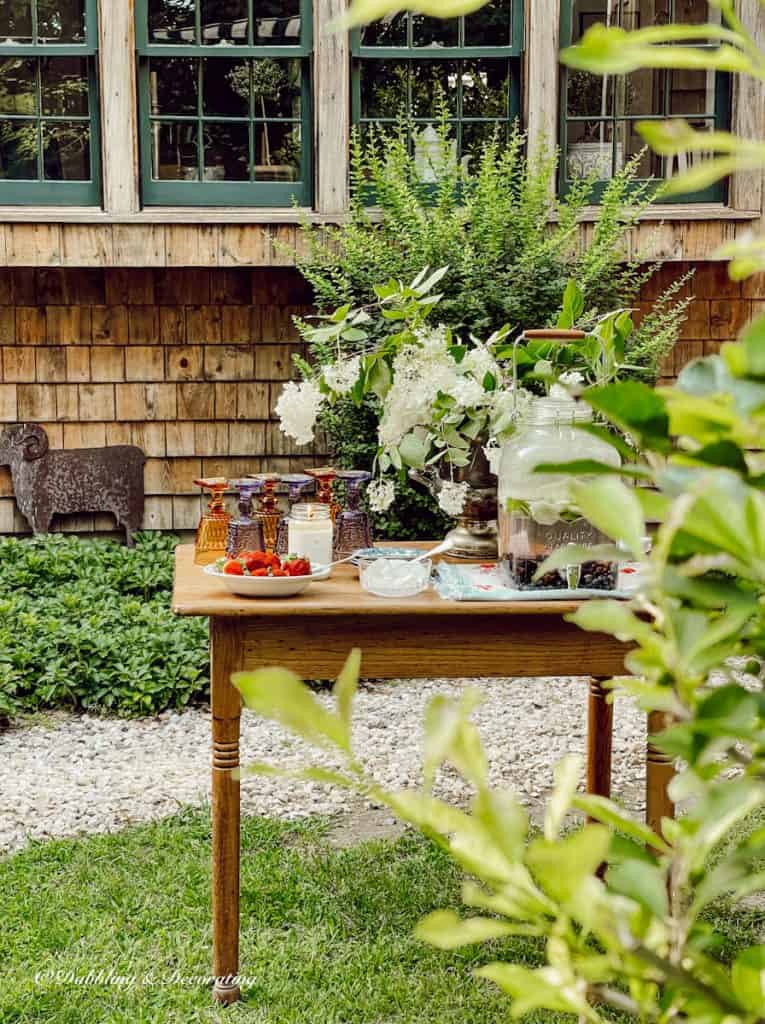 Backyard Small Beverage Table in vintage style for summer.