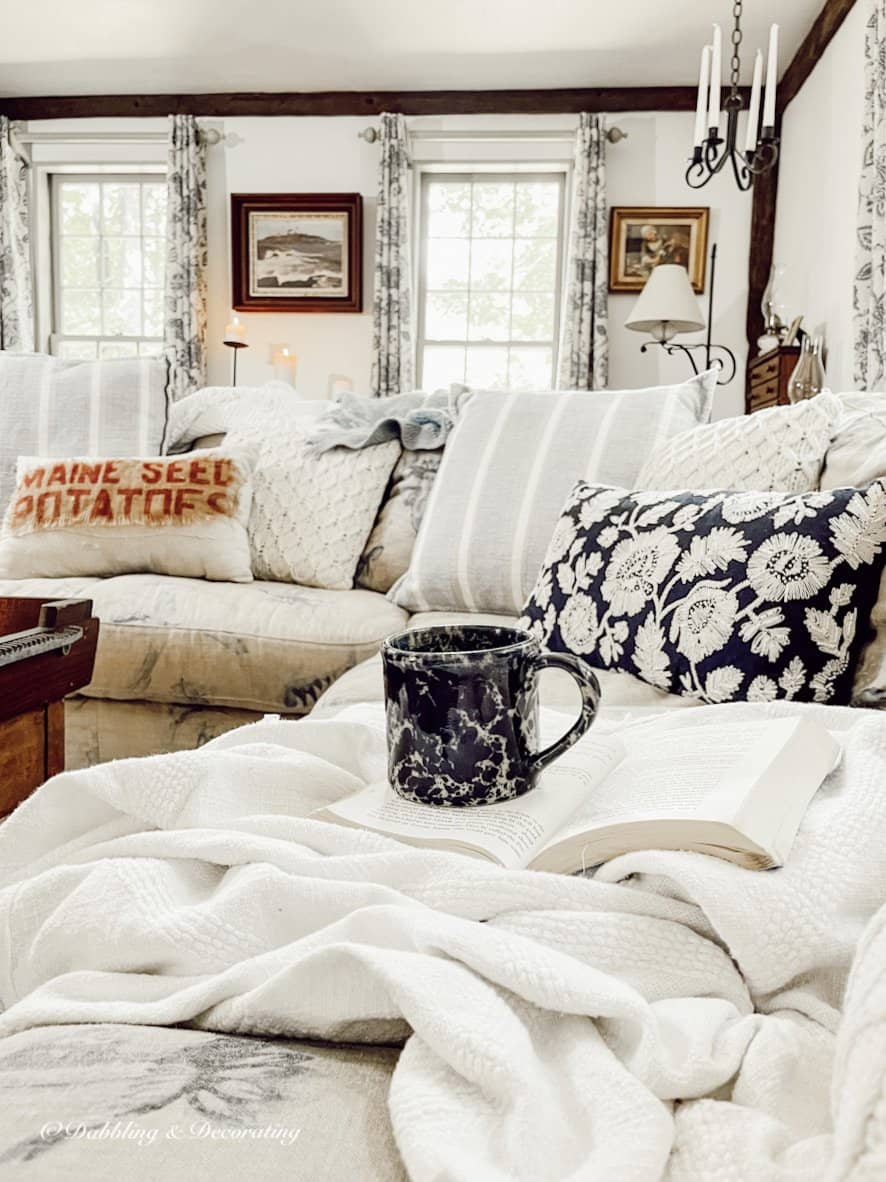 Cozy Couch Moments | Dabbling & Decorating