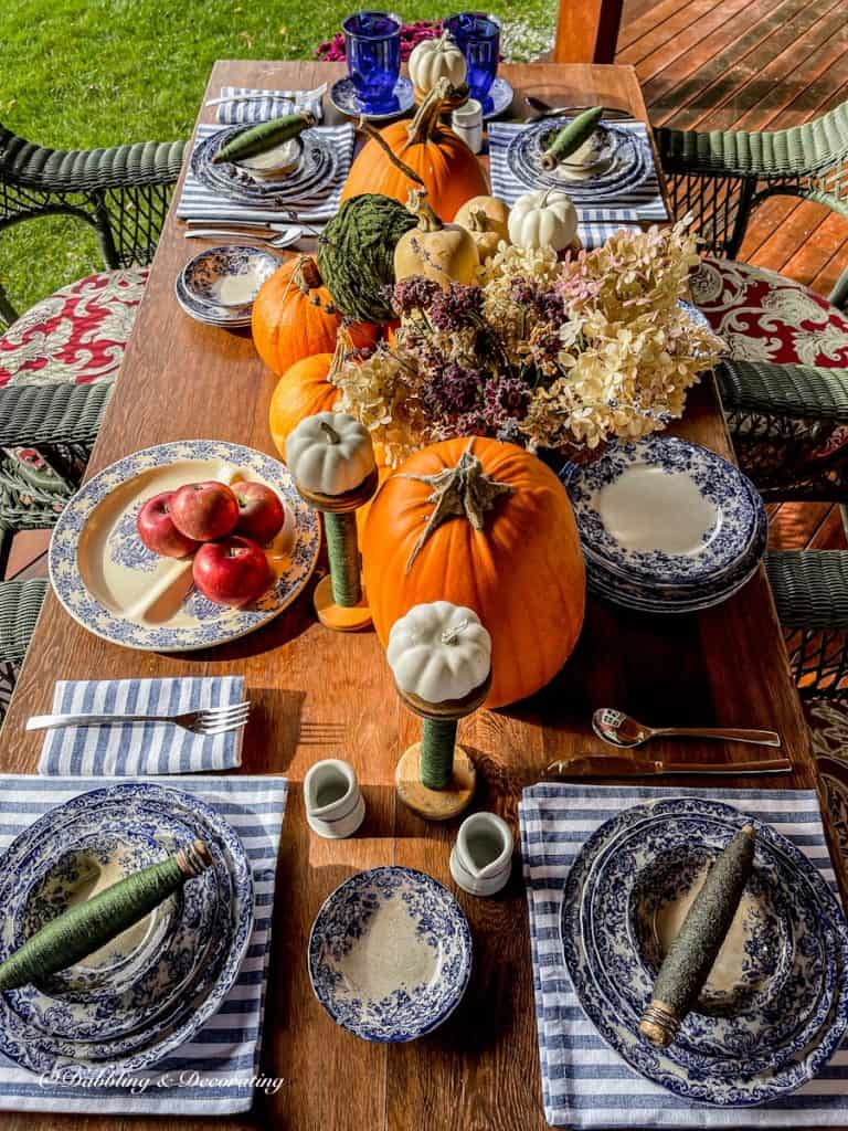 How to Style a Table With Mid-Century Vintage Blue