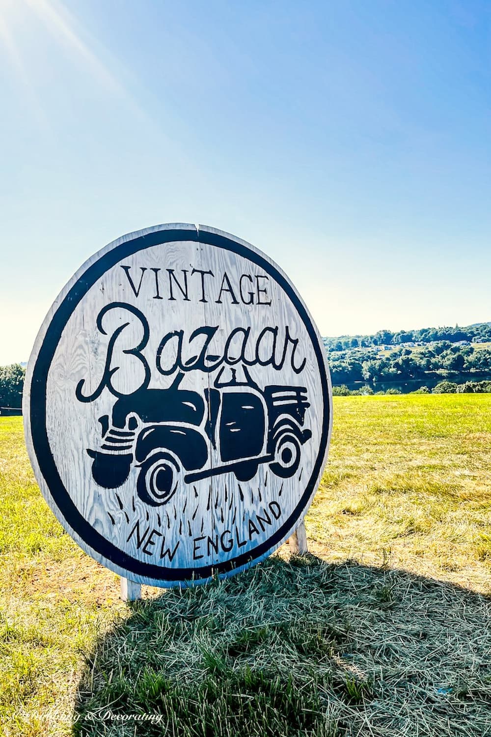 Vintage Bazaar New England, A Summer Visit Dabbling and Decorating