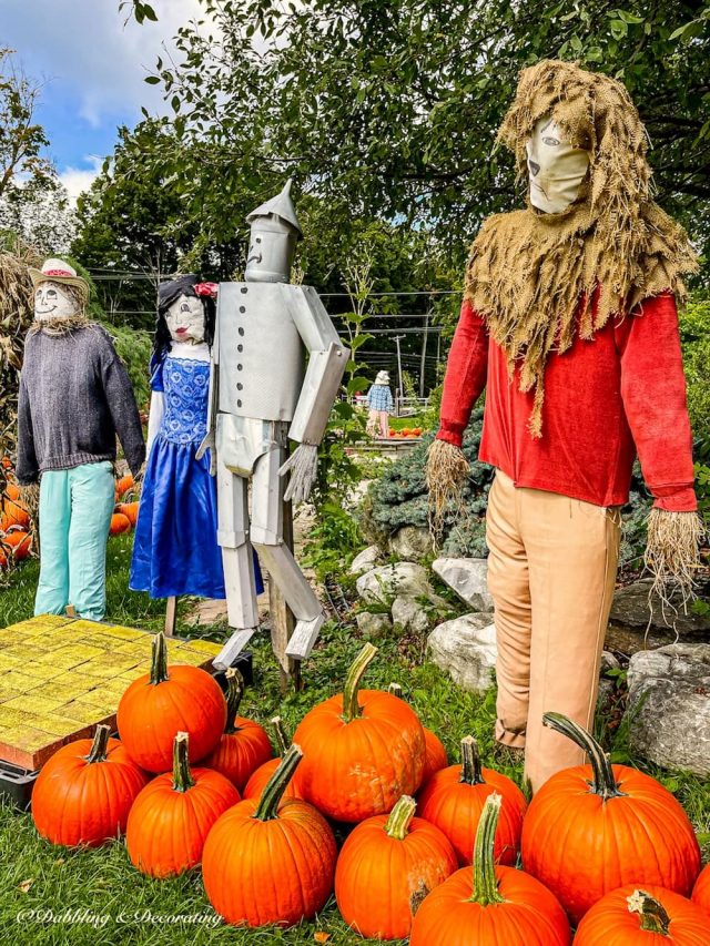 Create Amazing Fall Scarecrows: 24 Ideas | Dabbling & Decorating