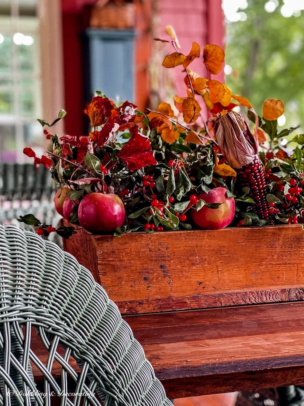 Table centerpieces are so enjoyable to design in the fall. Let me show you how to create your own using an old wooden toolbox in 5 easy steps.