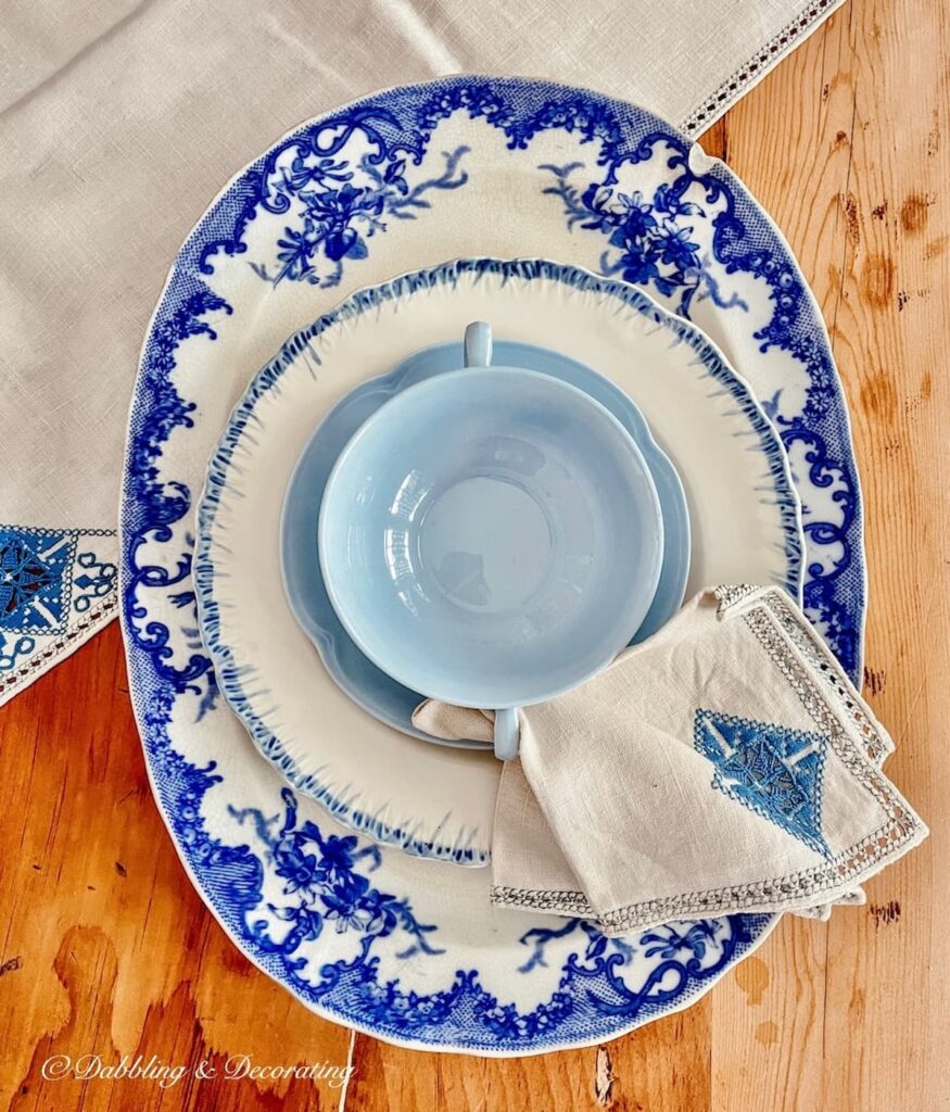 Romantic Antique Blue Table Setting with Thoughtful Design