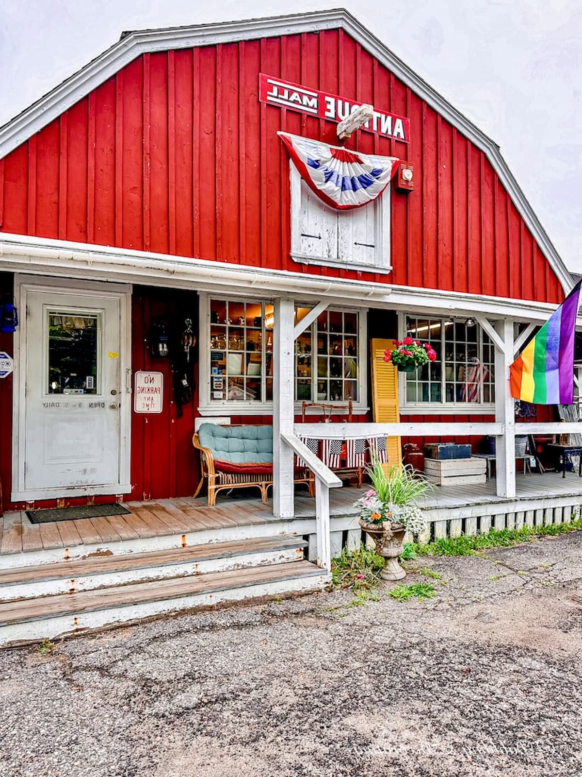 Red barn Wiscasset Antique store in Wiscasset, Maine.